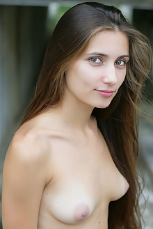 Leraa by Stanislav Borovec outdoor sunny brunette green eyes boobies shaved